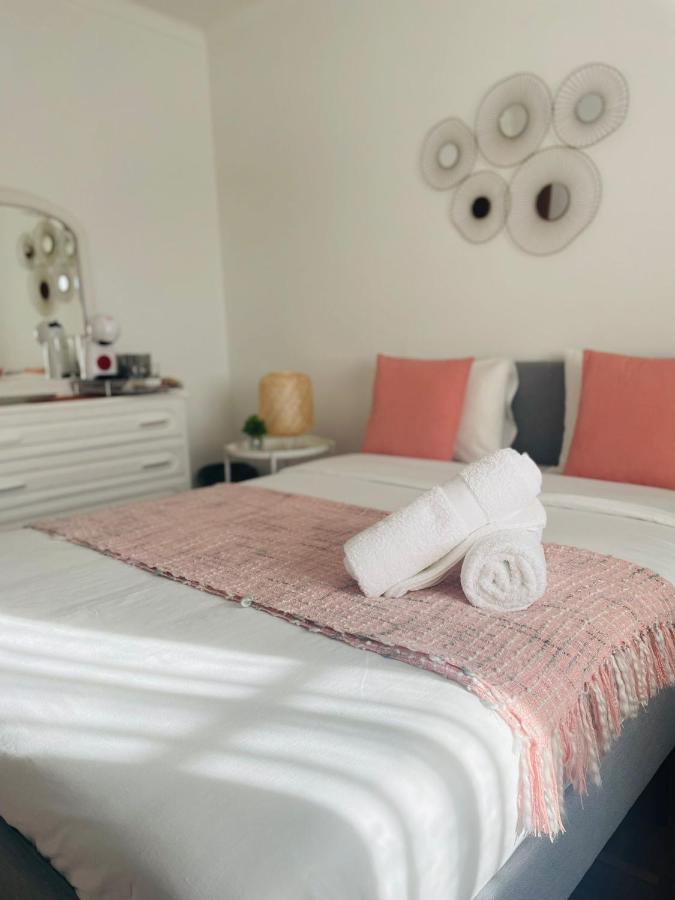Besugo'S House Rooms & Apartment Nazaré Eksteriør bilde