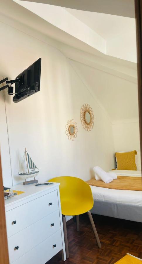 Besugo'S House Rooms & Apartment Nazaré Eksteriør bilde