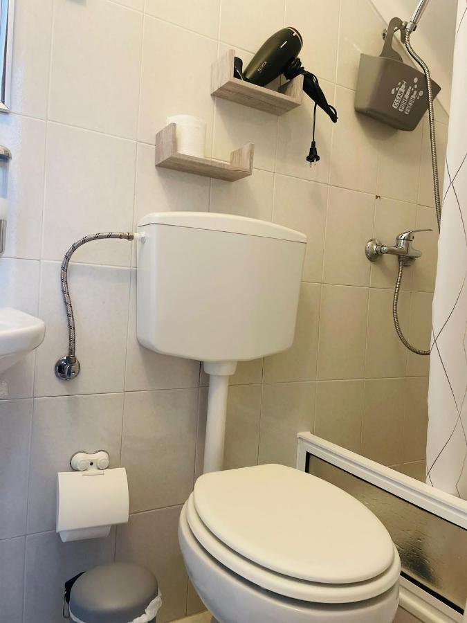 Besugo'S House Rooms & Apartment Nazaré Eksteriør bilde